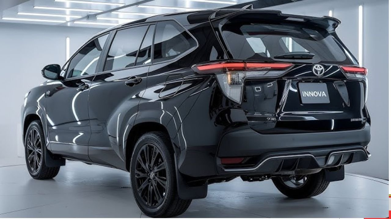 Toyota Innova Hycross 2026